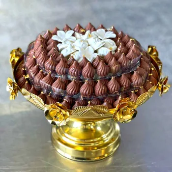 Lotus and Pecan Caramel Chocolate