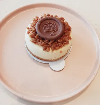 Caramel Crumble cheesecake