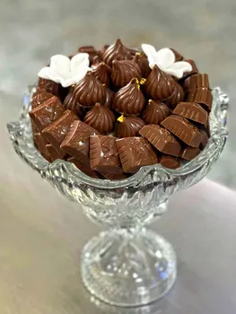 Lotus & Praline Chocolate