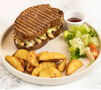 ZAATAR CHICKEN & AVOCADO SANDWICH