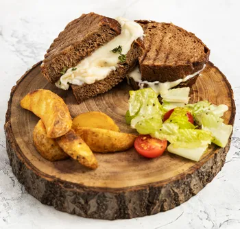 GRILLED CHEESE SANDWICH