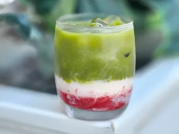 Strawberry Cream Matcha