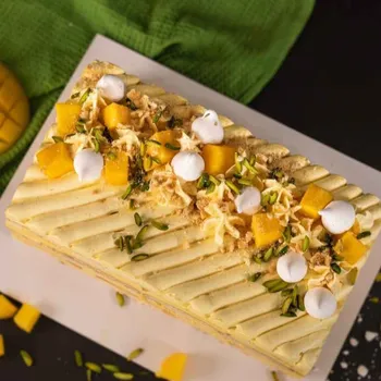 MANGO DELIGHT CAKE