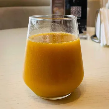 Mango Peach Smoothie